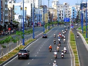 Đại lộ Đông Tây Thành phố Hồ Chí Minh - một dự án sử dụng nguồn vốn ODA của Nhật Bản.